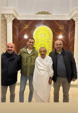 AHMET VE AZİME YAĞCI UMRE'DE