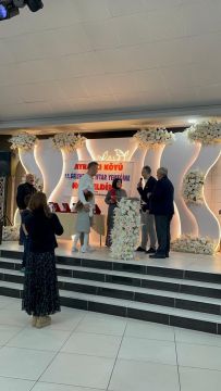 EN İYİLERİMİZ PLAKETLERİNİ ALDILAR. 